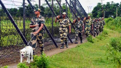 पंजाब के फिरोजपुर जिले में भारत-पाक सीमा पर बीएसएफ ने एक पाकिस्तानी घुसपैठिए को पकड़ा