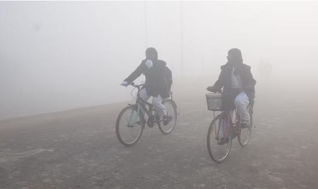 Photo of यूपी में बदला मौसम: तीन साल के बाद सर्दी ने तोड़े रिकॉर्ड, मौसम विभाग ने की भविष्यवाणी