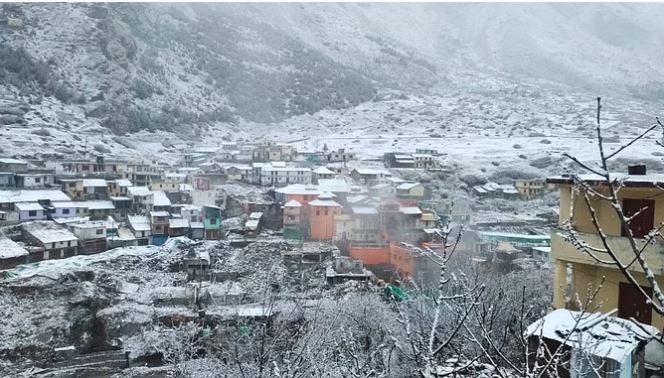 Photo of उत्तराखंड का मौसम: पहाड़ से मैदान तक बदला मौसम, बदरीनाथ में बर्फबारी