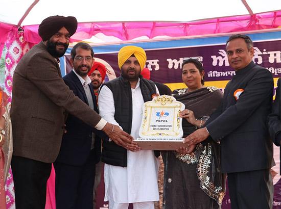 पावरकॉम ने पर्याप्त बचत करके और बिजली खरीद में उचित निर्णय लेकर वार्षिक घाटे को मुनाफे में बदला: ईटीओ