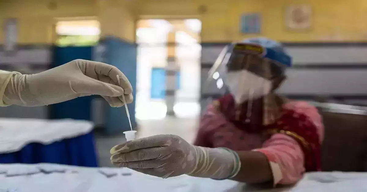 नोएडा में कई महीने बाद मिला पहला कोरोना केस, मरीज ने की थी नेपाल की यात्रा