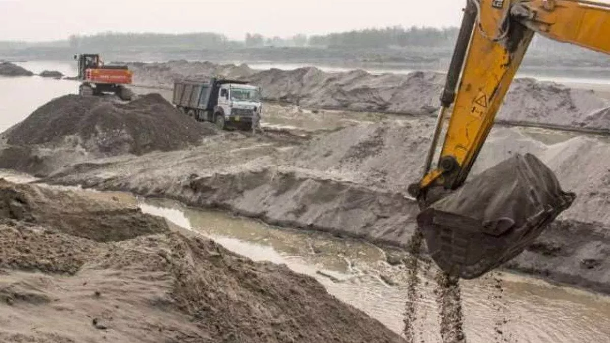 हरियाणा के प्रवर्तन ब्यूरो ने अवैध खनन के खिलाफ 11 जिलों में की छापेमारी