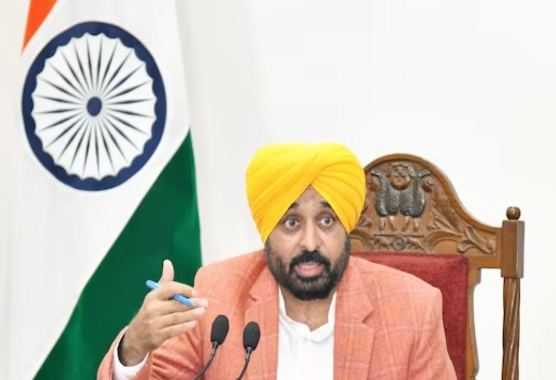 लोगों को घबराने की जरूरत नहीं, राज्य में पेट्रोल-डीजल का पर्याप्त भंडार है: पंजाब सरकार