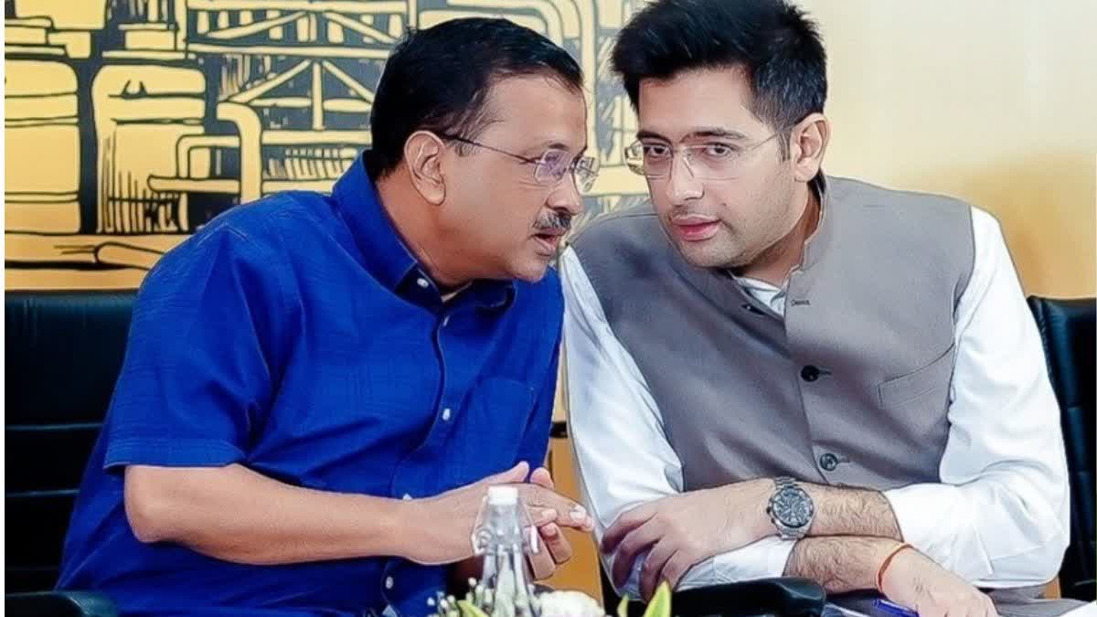 भारत लौटे सांसद राघव चड्ढा, स्वाति मालीवाल मामले के बीच अरविंद केजरीवाल से मिलने पहुंचे