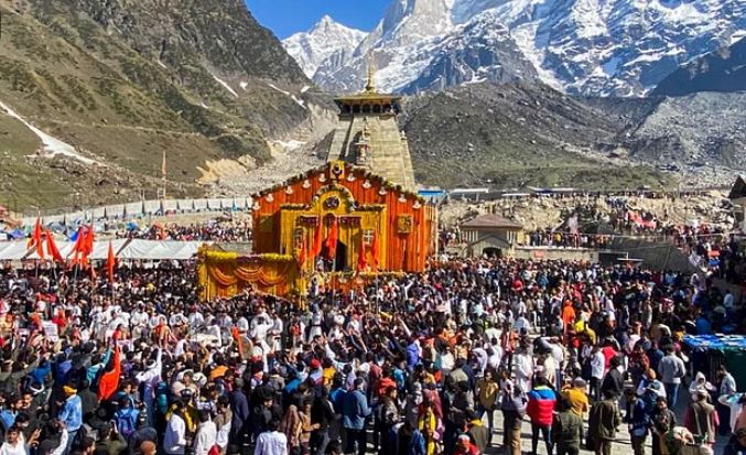 Photo of केदारनाथ: भक्तों ने बनाया नया रिकॉर्ड, इतिहास में पहली बार कपाट खुलने पर पहुंचे इतने श्रद्धालु