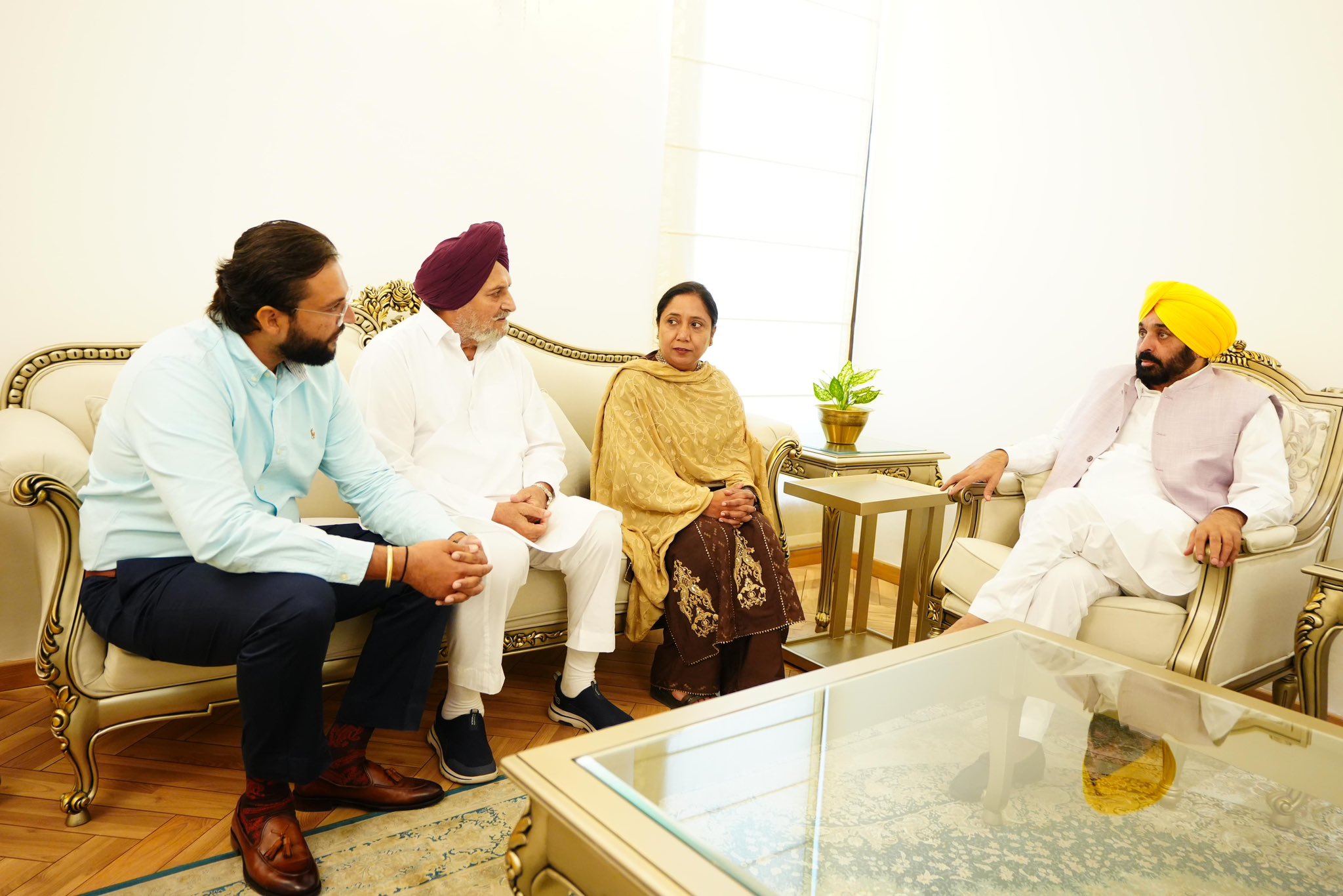 पंजाब सरकार ने नेत्रहीन व्यक्तियों के सहायकों के लिए की मुफ्त बस यात्रा की शुरुआत: डॉ. बलजीत कौर
