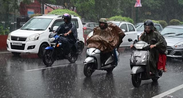 Photo of आज दून समेत सात जिलों में भारी बारिश का अलर्ट, इस दिन पहुंचेगा मानसून