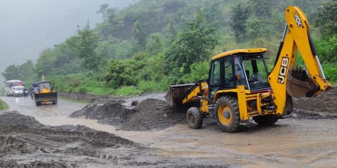 Nine highway blocked due to Landslide