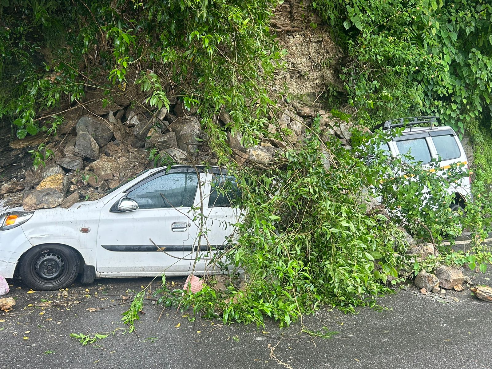 Badrinath Highway closed at three places, vehicles buried under debris