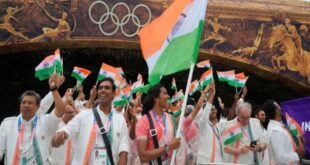 Paris Olympics Sindhu Kamal India opening ceremony