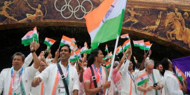 Paris Olympics Sindhu Kamal India opening ceremony