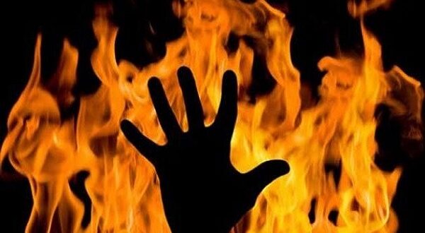 Woman sets herself on fire in the middle of road in Lucknow, condition critical