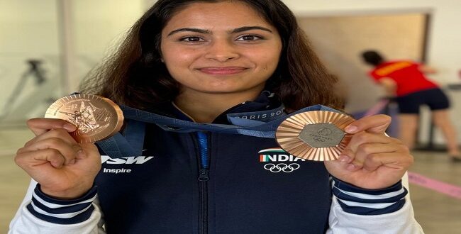 Manu Bhaker returned home after winning two medals in Paris Olympics, got a warm welcome