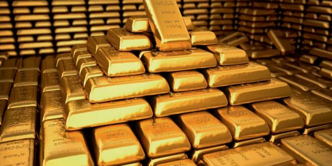 Gold trades at flat level in bullion market