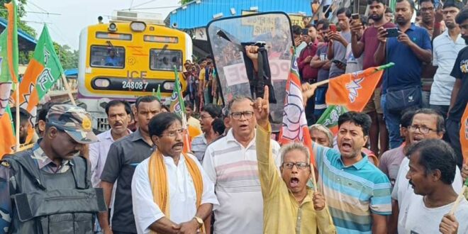 Rail traffic affected due to BJP bandh, trains stopped at many places