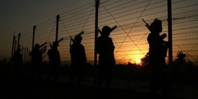 Pakistan violates ceasefire at Akhnoor border, BSF jawan injured