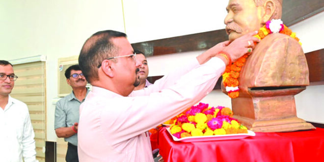 Bharat Ratna Pandit Govind Ballabh Pant's birth anniversary celebrated