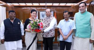 Kejriwal resigned, Atishi staked claim to form government