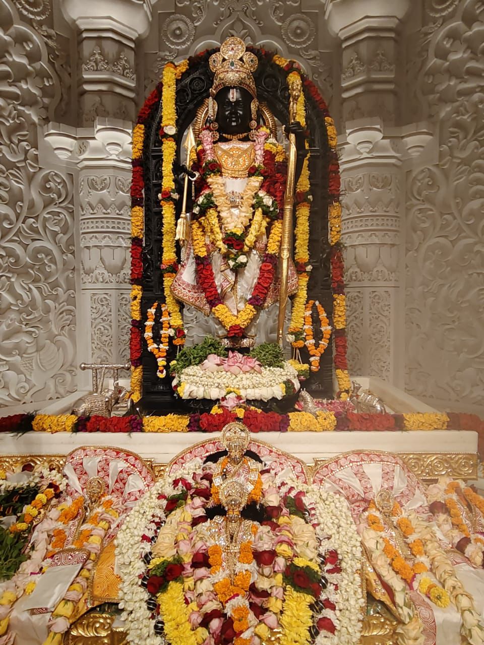 Uttarakhand's Shubhvastram adorns the divine idol of Shri Ramlala in Ayodhyadham