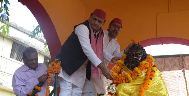 Akhilesh Yadav's tribute on Maharishi Valmiki Jayanti