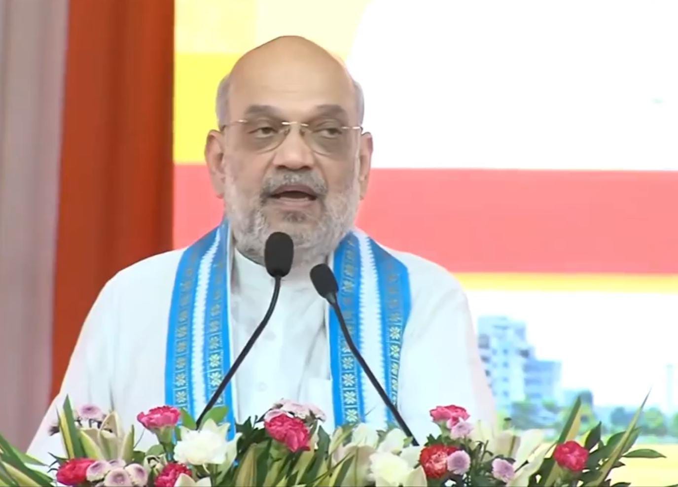 Amit Shah attacked the previous governments of the country regarding cleanliness.