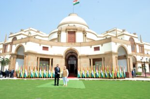 PM Narendra Modi receives PM of Jamaica Andrew Holeness