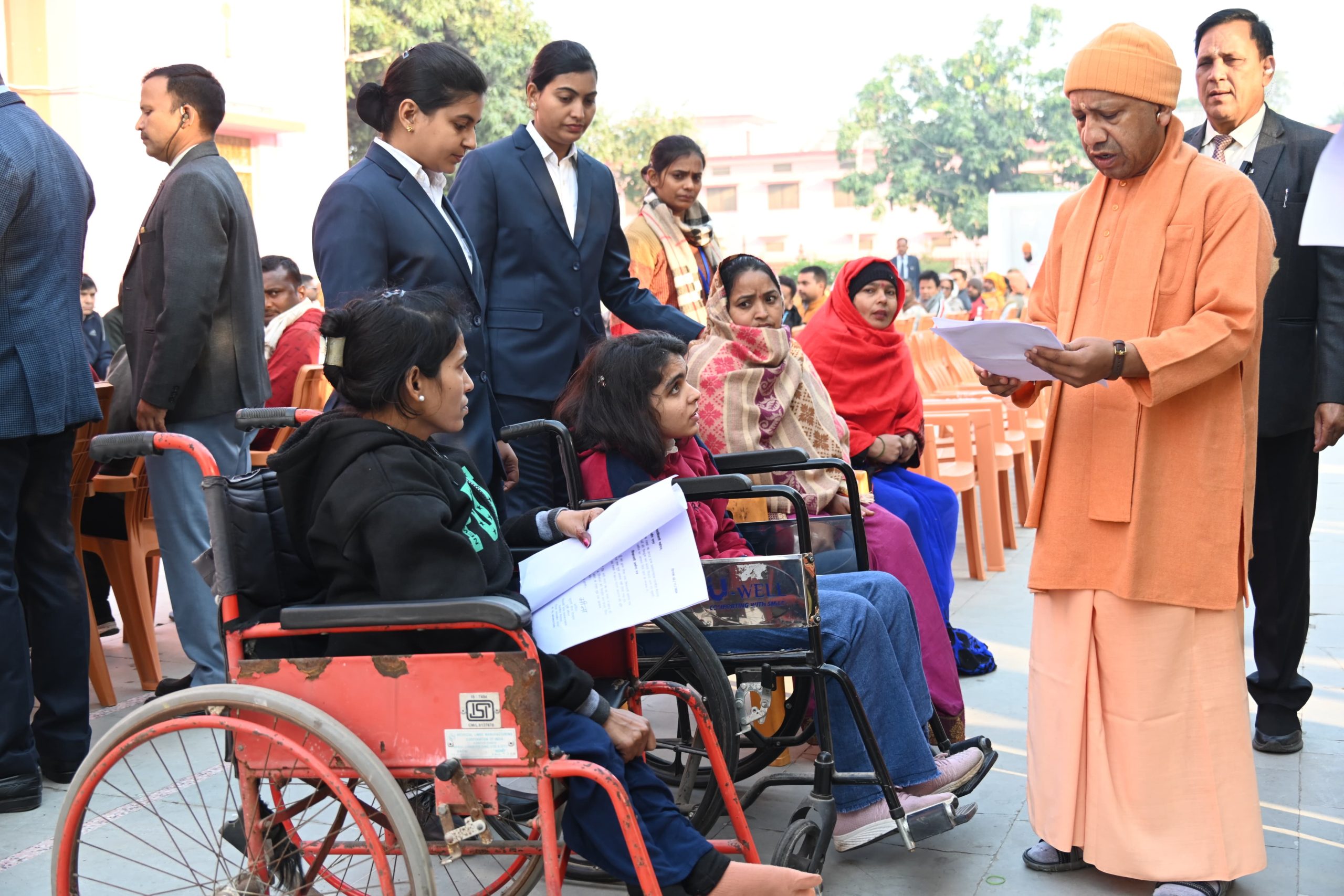 People's problems should be solved with promptness and sensitivity: CM Yogi