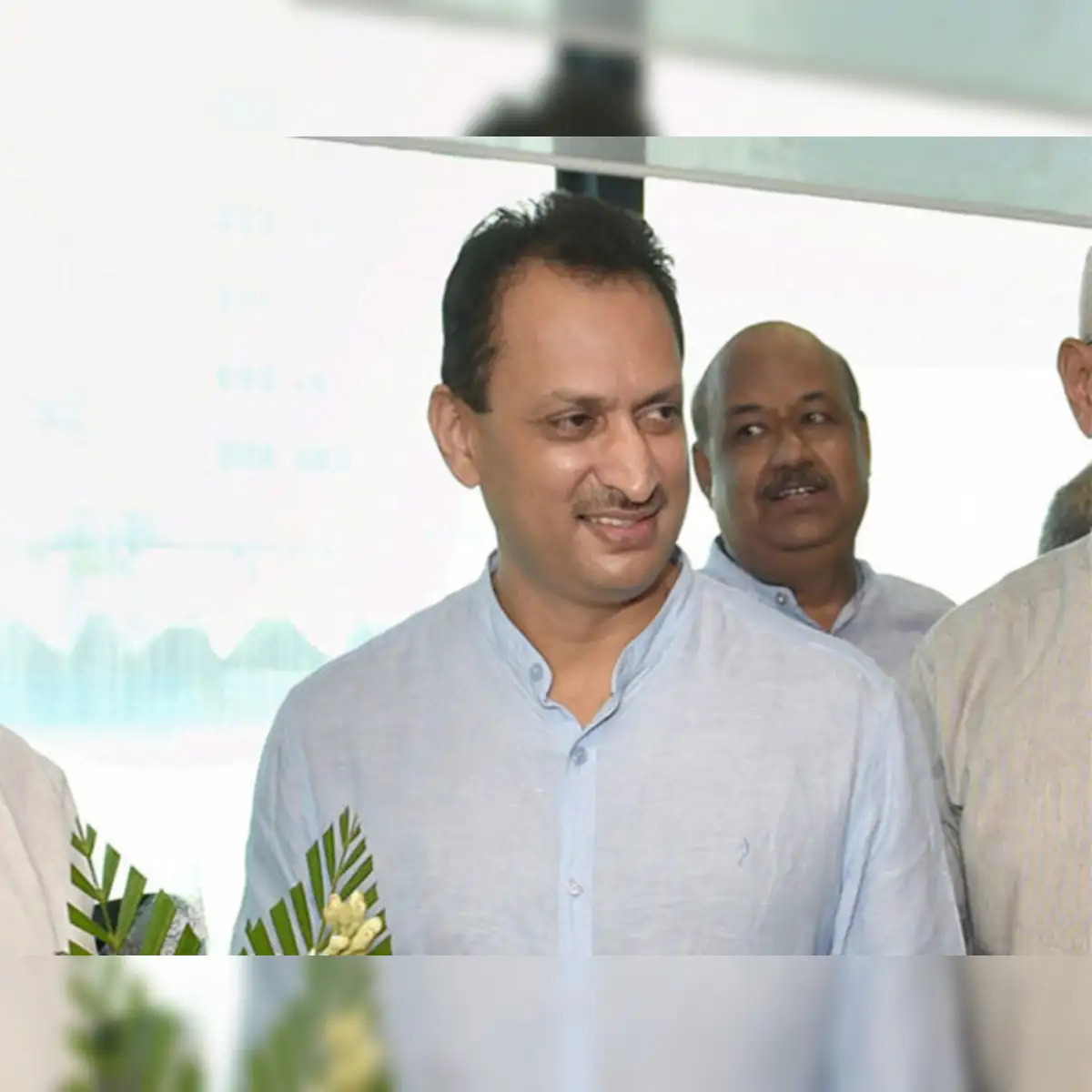 FIR against Anant Hegde, accused of street fight