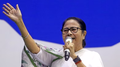 Mamata Banerjee's 'script' for change in TMC fails | Strategy fails in 12 minutes meeting