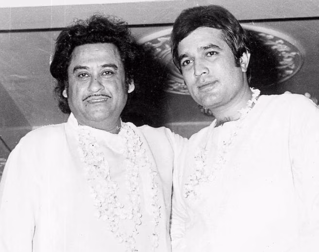 When Kishore Kumar killed two birds with one stone, he saved Rafi sahab's reputation and improved the career of his close friend