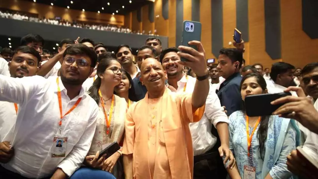 *योगी सरकार शनिवार को 818 अभ्यर्थियों को देगी नौकरी की सौगात, मुख्यमंत्री देंगे नियुक्ति पत्र*