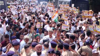 देहरादून में कांग्रेस का प्रदर्शन, ज्ञानेश कुमार को हटाने की मांग