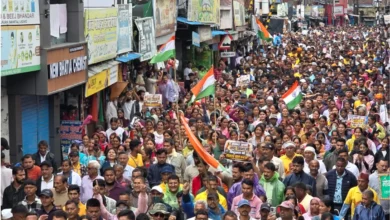 बिंदुखत्ता को राजस्व गांव बनाने की मांग फिर तेज, बारिश में जुटे हजारों लोग
