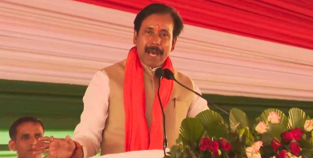 आरक्षण को लेकर विपक्ष पर अनिल राजभर का हमला, बोले- अंबेडकर का अपमान करने वाले आज सम्मान की बात कर रहे