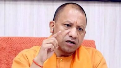 कार्य की अपेक्षित प्रगति न देख सीएम ने अफसरों को लगाई कड़ी फटकार