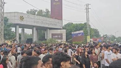 LPU Protest: FIR के बाद भी छात्रों का प्रदर्शन, जालंधर-फगवाड़ा हाईवे जाम